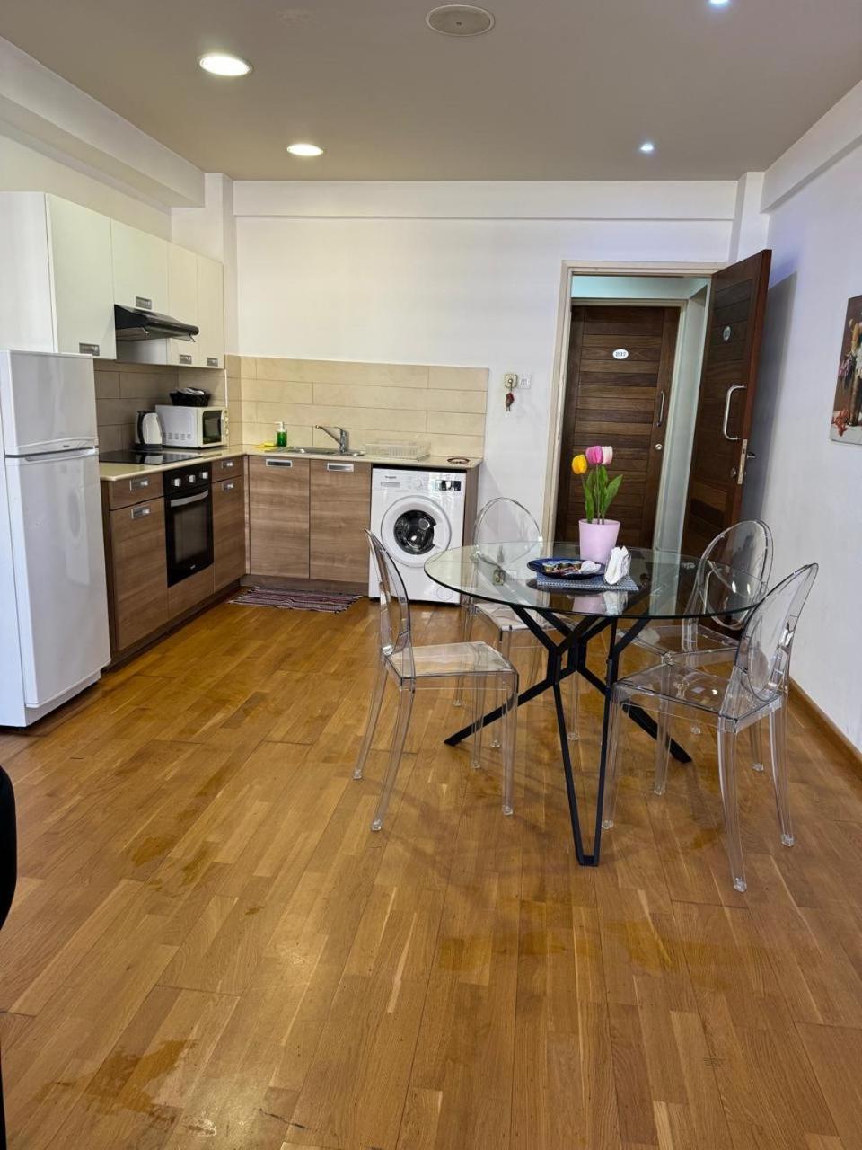 Ithaki Phinikoudes Apartment No. 205 Larnaca Extérieur photo
