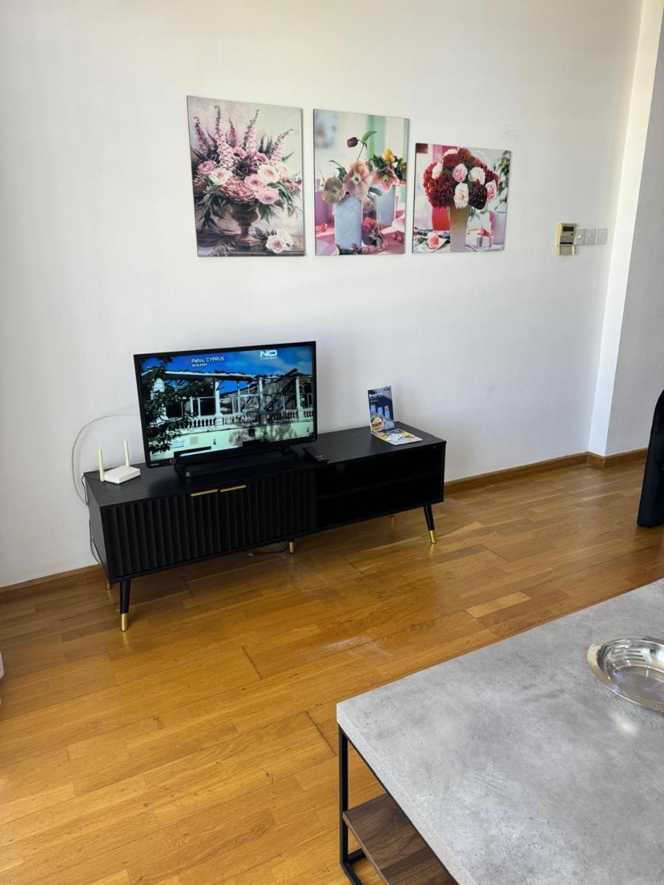 Ithaki Phinikoudes Apartment No. 205 Larnaca Extérieur photo