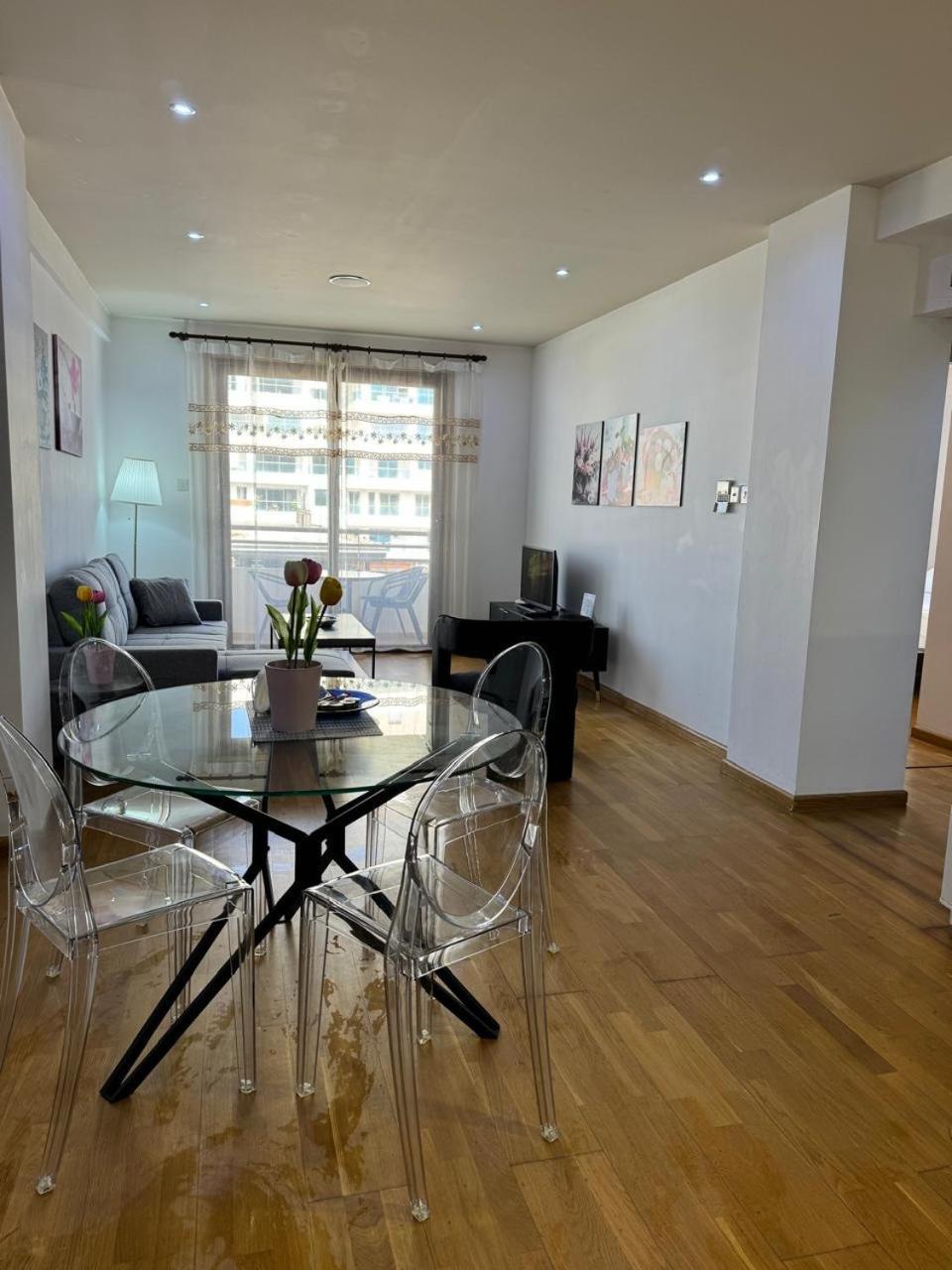 Ithaki Phinikoudes Apartment No. 205 Larnaca Extérieur photo
