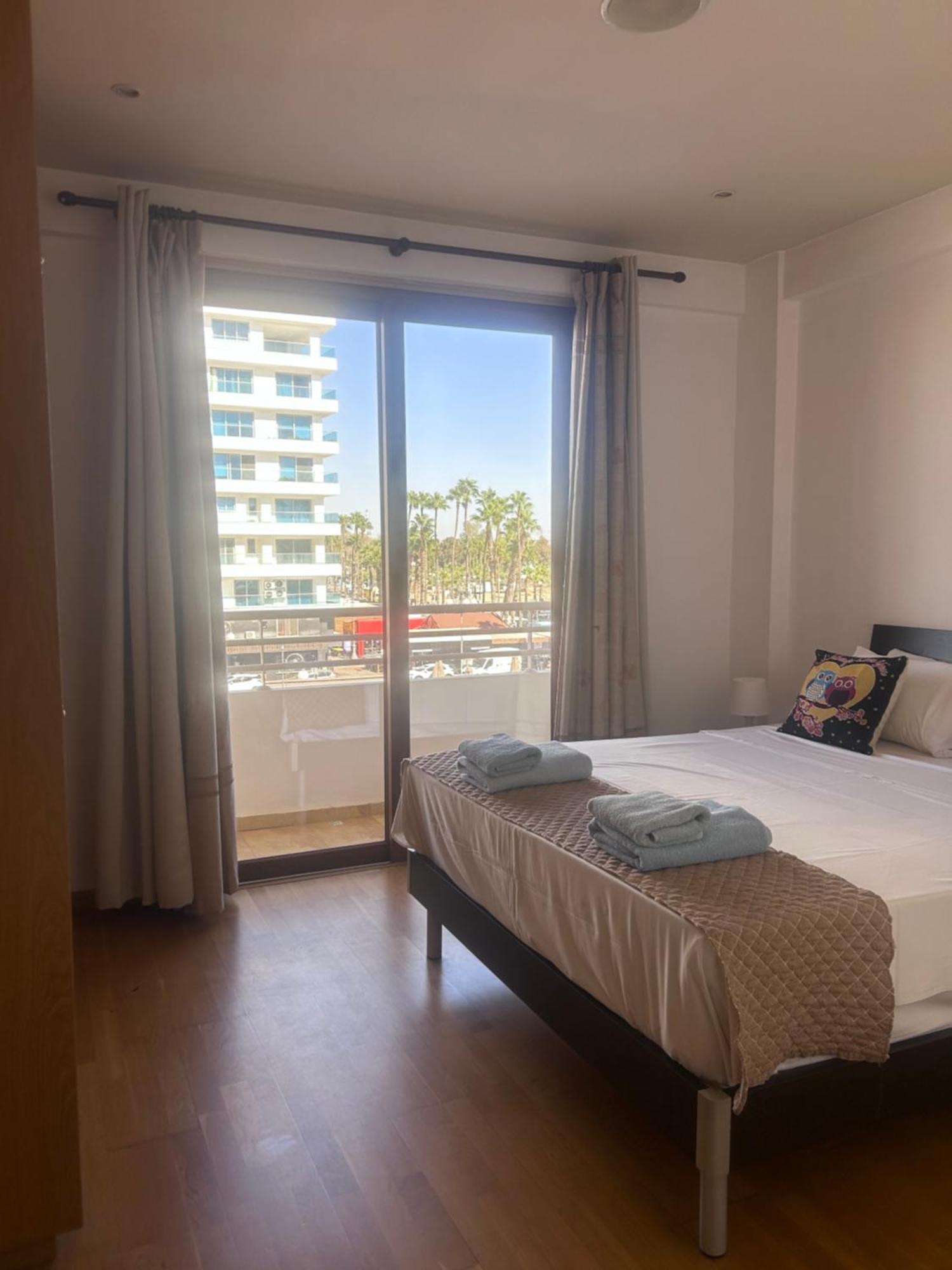 Ithaki Phinikoudes Apartment No. 205 Larnaca Extérieur photo