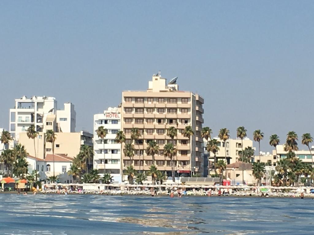 Ithaki Phinikoudes Apartment No. 205 Larnaca Extérieur photo