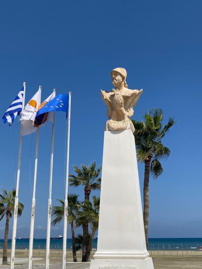 Ithaki Phinikoudes Apartment No. 205 Larnaca Extérieur photo